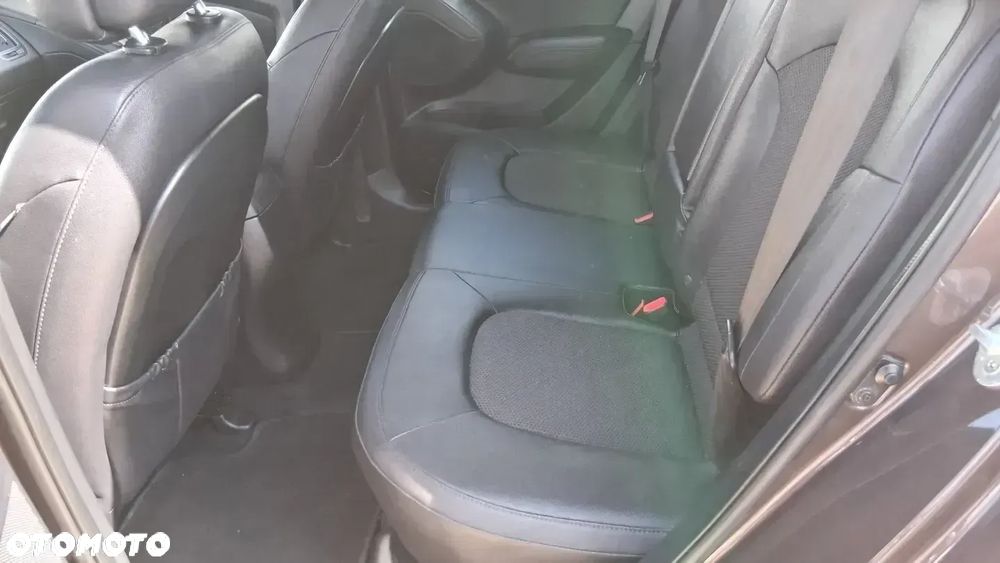 Hyundai ix35 1.6 2WD Fifa World Cup Edition - 21