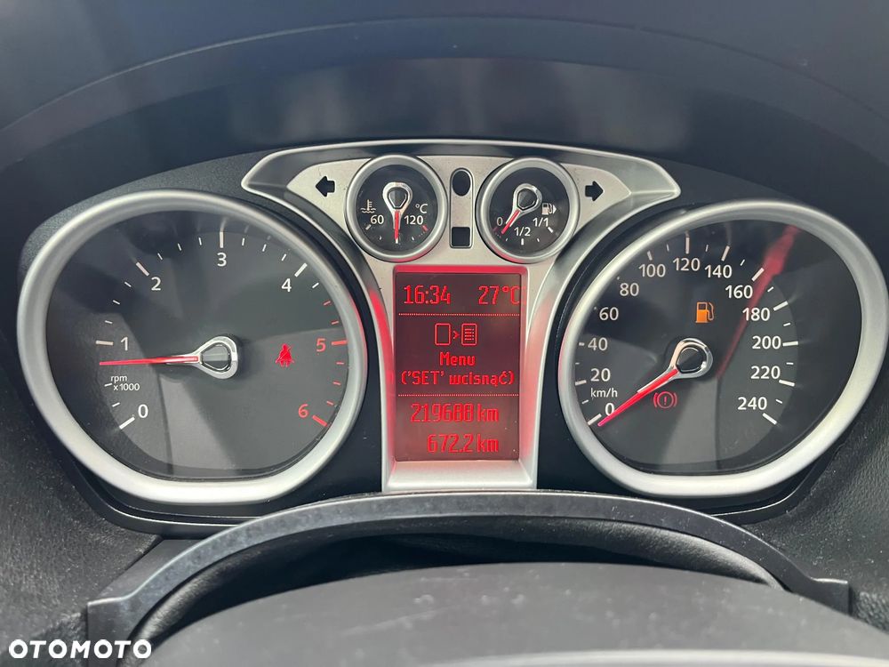 Ford Kuga 2.0 TDCi 4x4 Titanium - 32