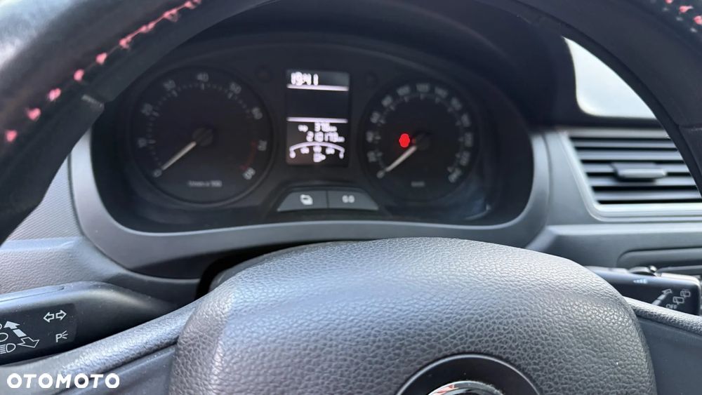 Skoda RAPID 1.2 Active - 6