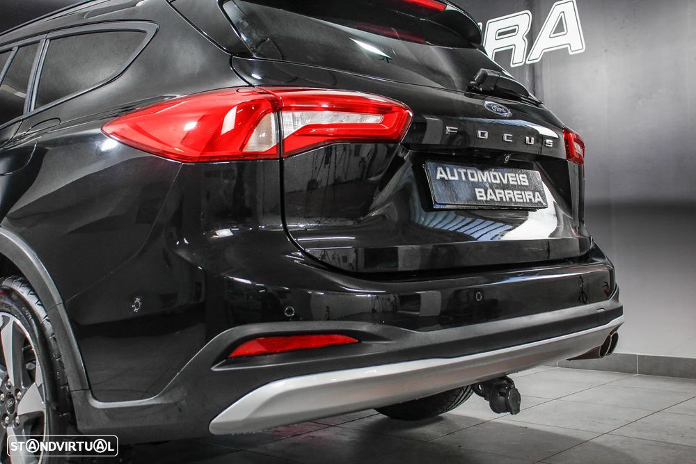 Ford Focus SW 1.5 TDCi EcoBlue Active - 13