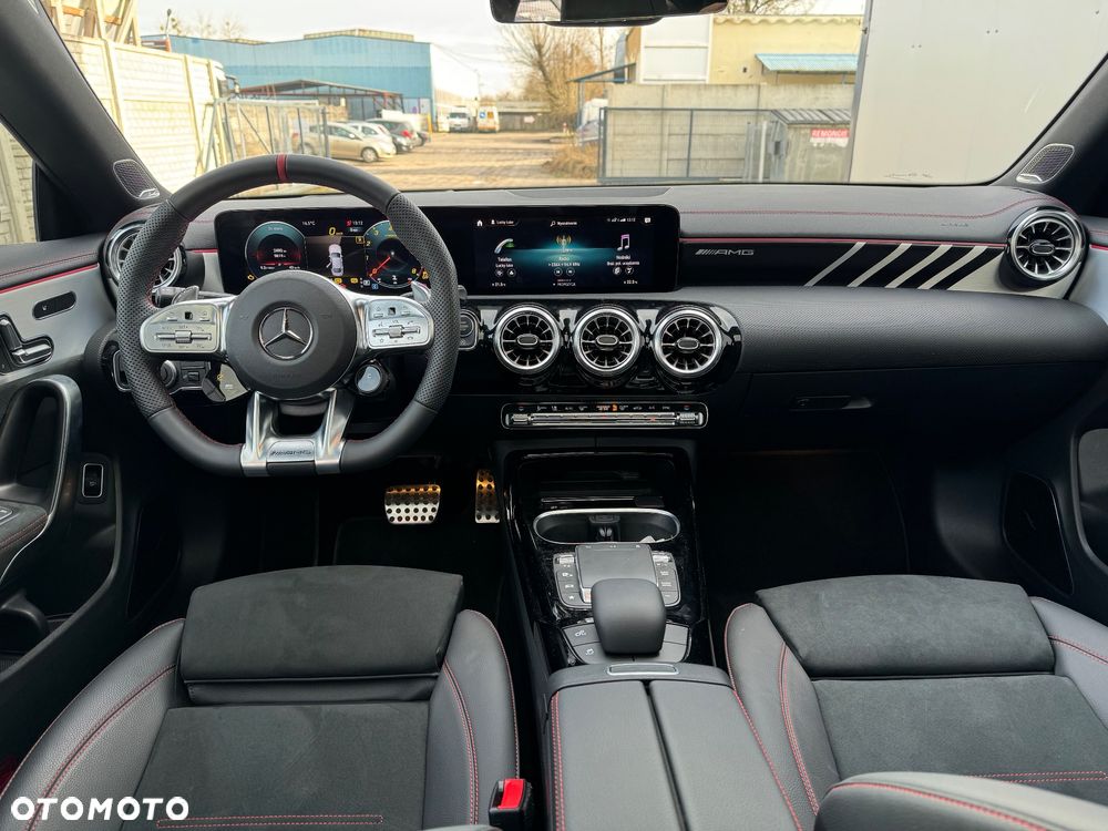 Mercedes-Benz CLA AMG 35 4Matic AMG Speedshift 8G-DCT AMG Line Advanced Plus - 26