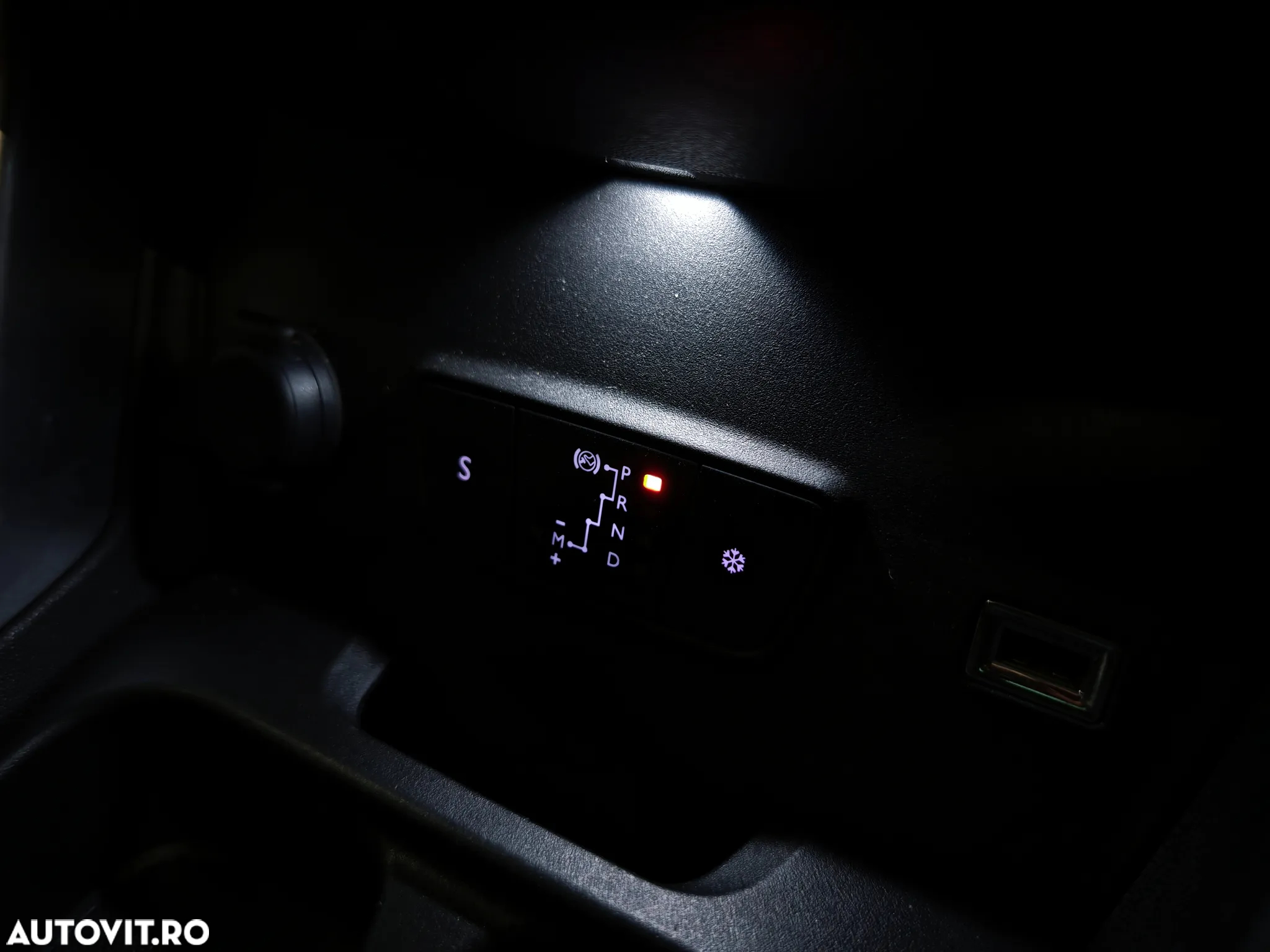 Citroën C3 AIRCROSS 1.2 PureTech S&S EAT6 Shine - 20