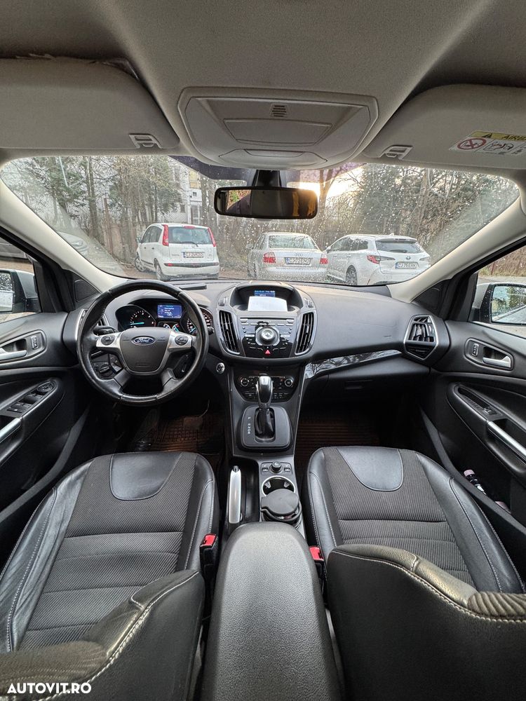 Ford Kuga 2.0 TDCi 4x4 Aut. Titanium - 12