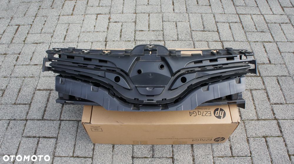 WZMOCNIENIE ŚRODKOWE MOCOWANIE GRILLA GRILL RENAULT KANGOO II LIFT - 1