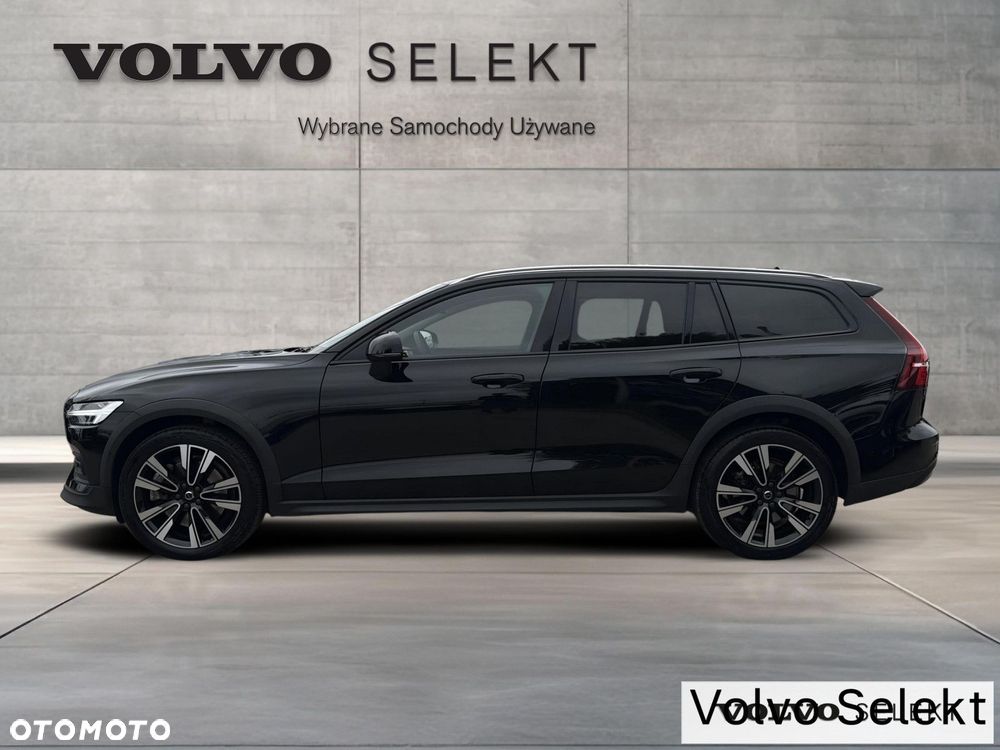 Volvo V60 Cross Country - 4