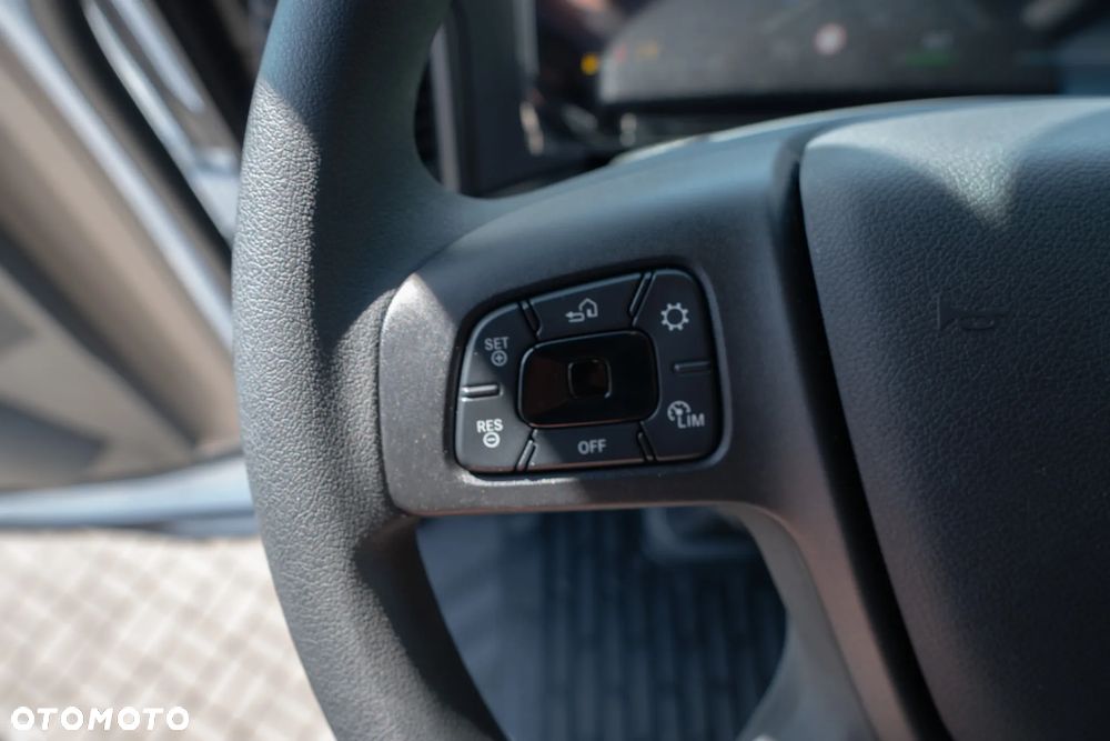 Mercedes-Benz ACTROS 2551 LS 6x2 oś pchana - 9