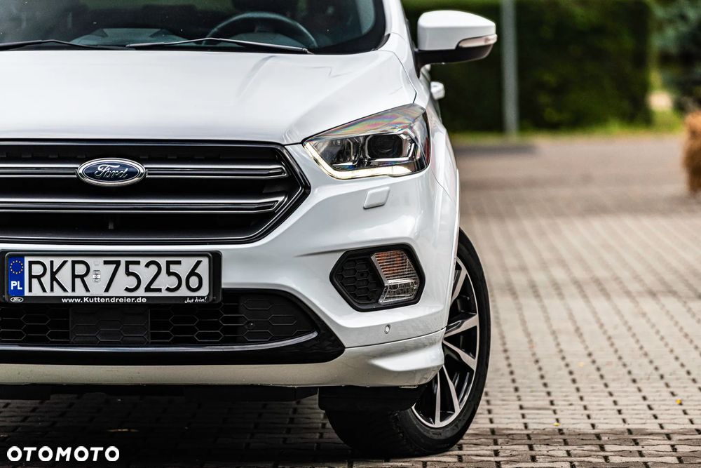 Ford Kuga 1.5 EcoBoost 4x4 ST-Line - 11