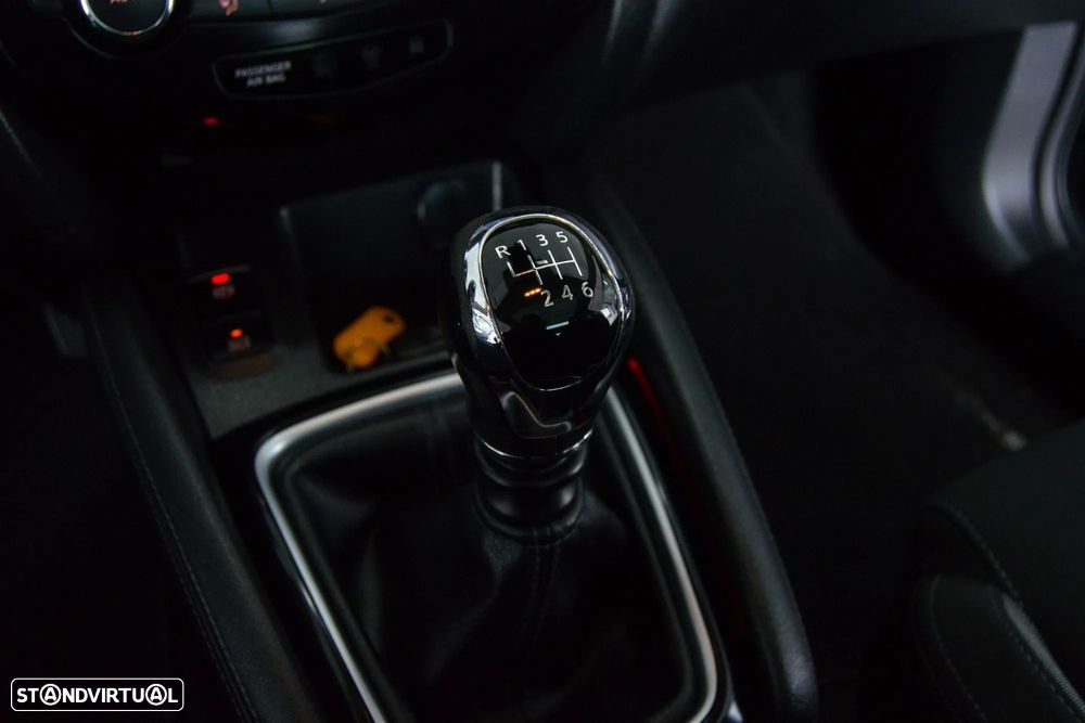 Nissan Qashqai 1.6 dCi N-Connecta - 46