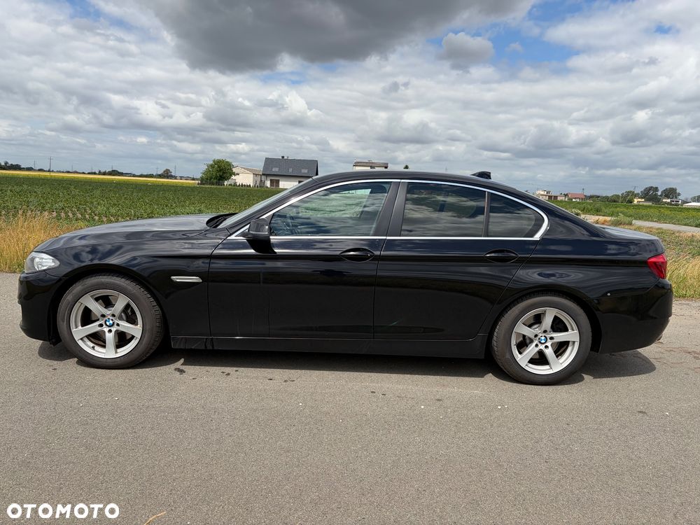 BMW Seria 5 520d Luxury Line - 8