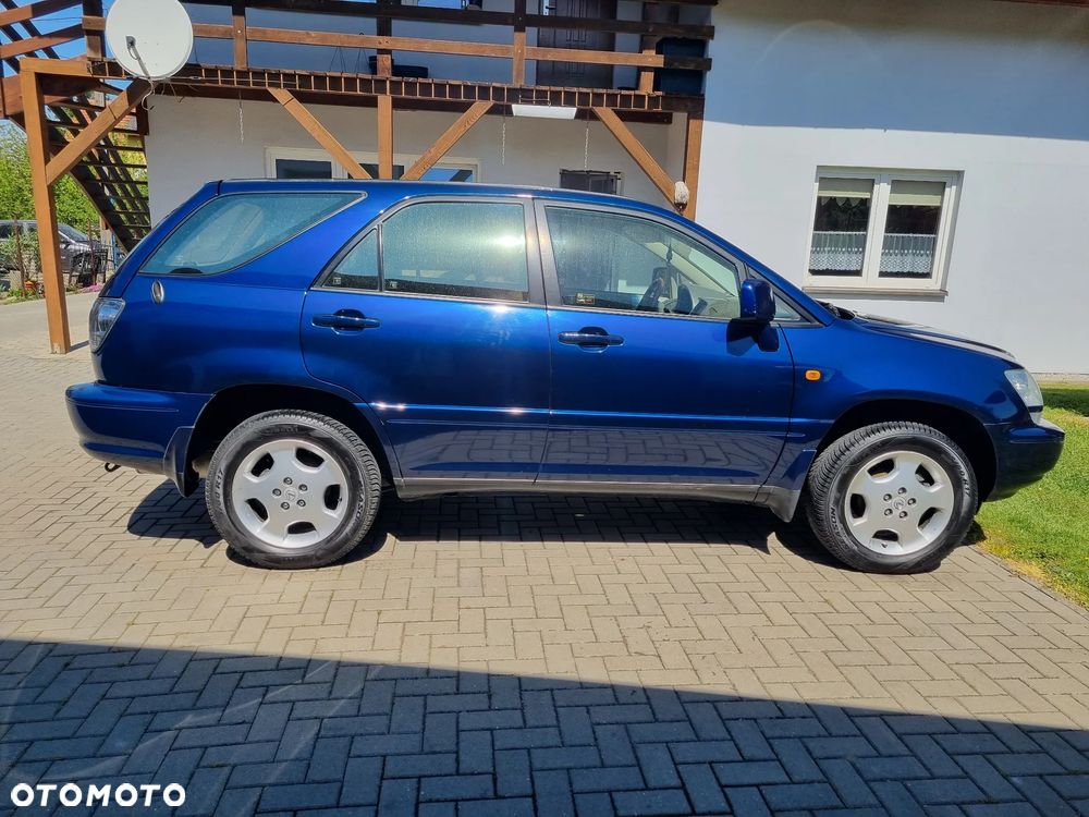 Lexus RX - 11