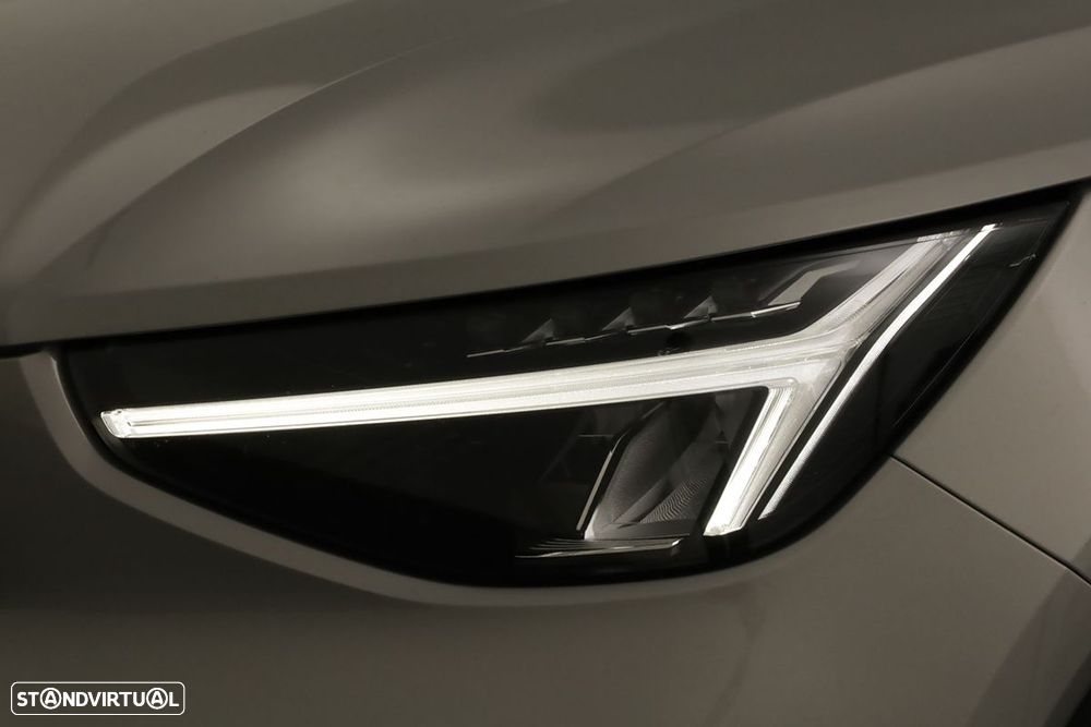Volvo XC 40 2.0 B3 Essential - 6