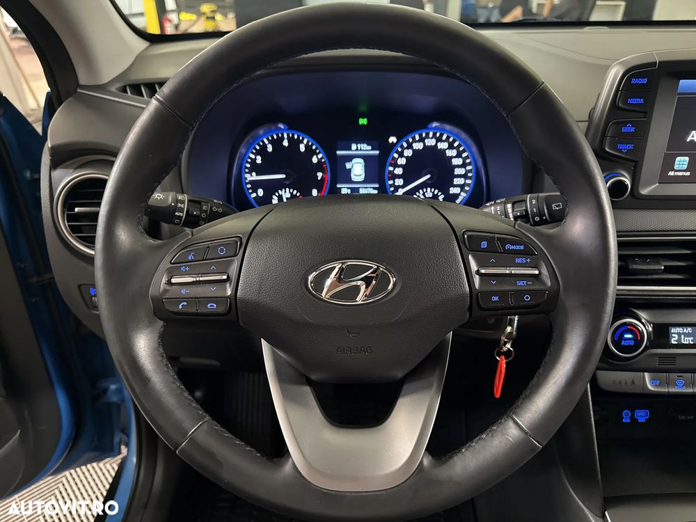 Hyundai KONA - 17