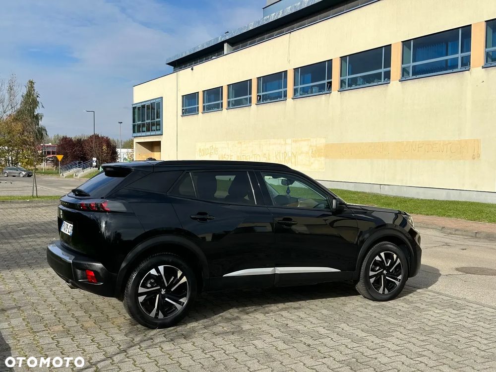 Peugeot 2008 BlueHDi 130 Allure S&S EAT8 - 13