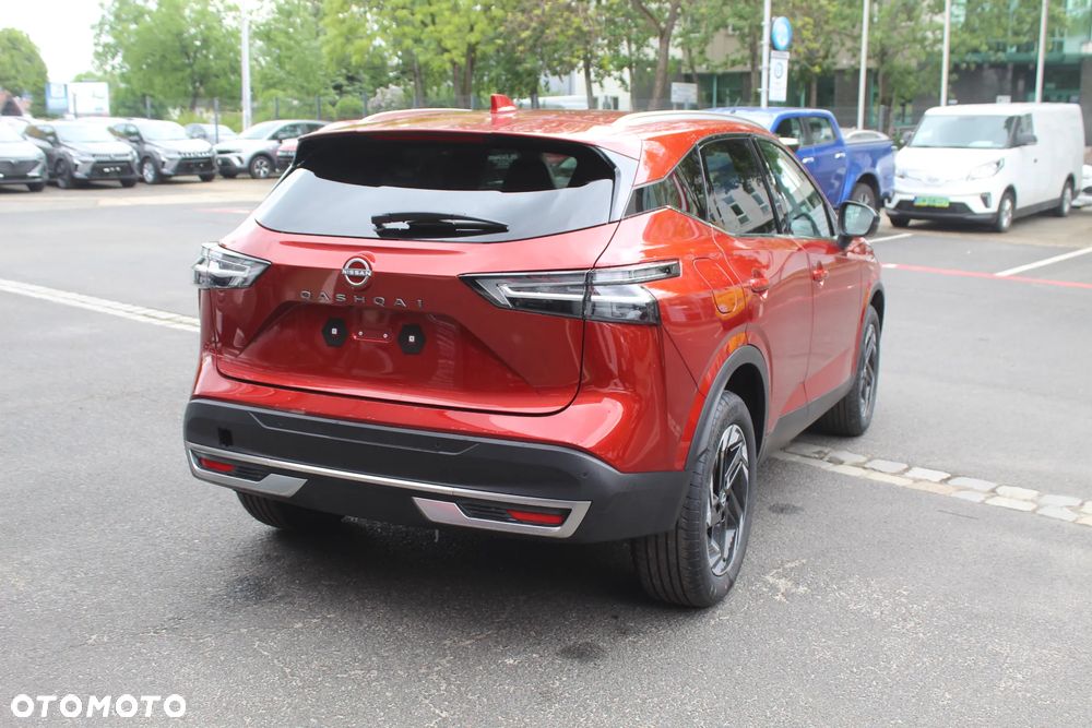 Nissan Qashqai 1.3 DIG-T MHEV N-Connecta Xtronic - 10
