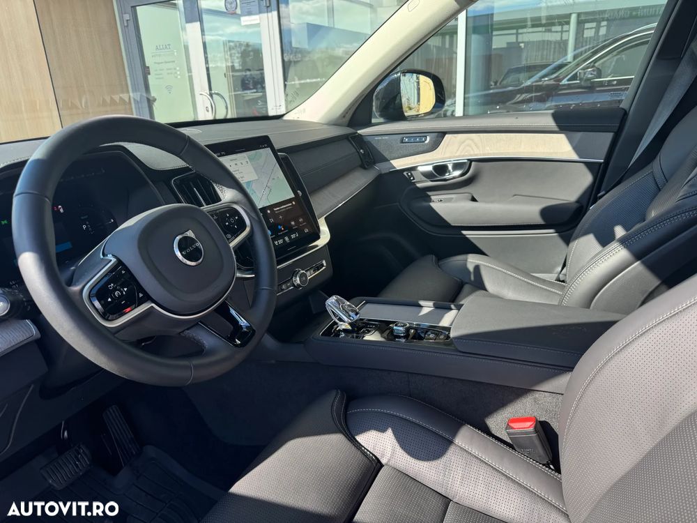 Volvo XC 90 T8 AWD PHEV Plus Dark - 13