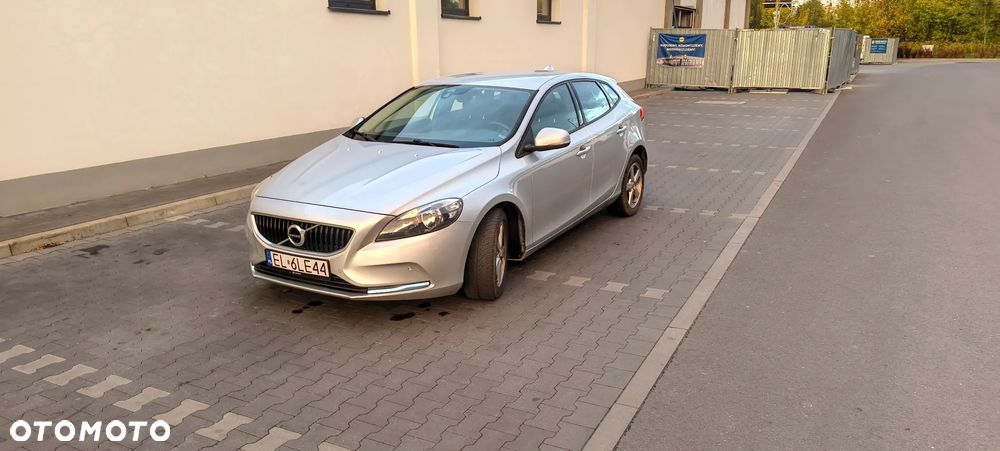 Volvo V40 2017 photo 2