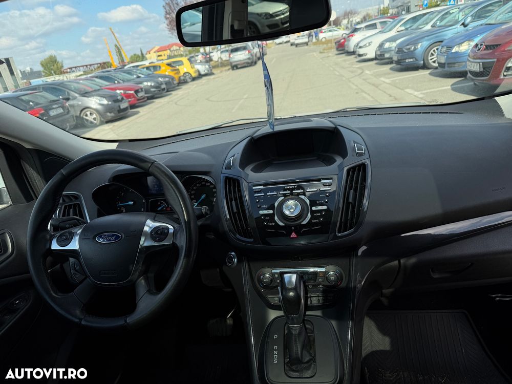 Ford Kuga 2.0 TDCi Powershift 4WD Titanium - 11