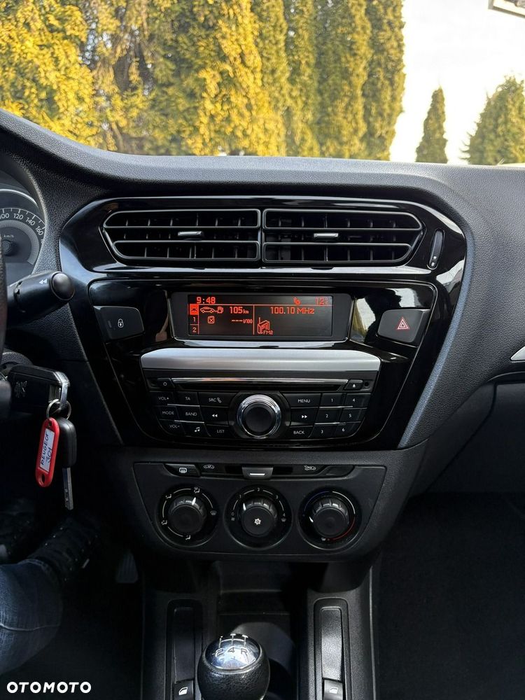 Peugeot 301 - 19
