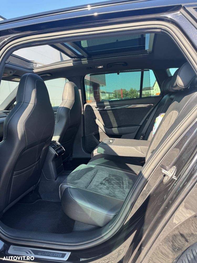 Skoda Superb 2.0 TSI 4X4 DSG Sportline - 12