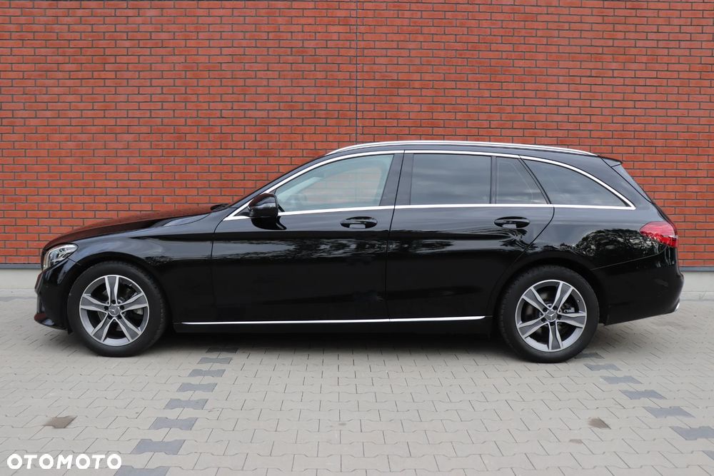 Mercedes-Benz Klasa C 220 d 9G-TRONIC Edition 19 - 17
