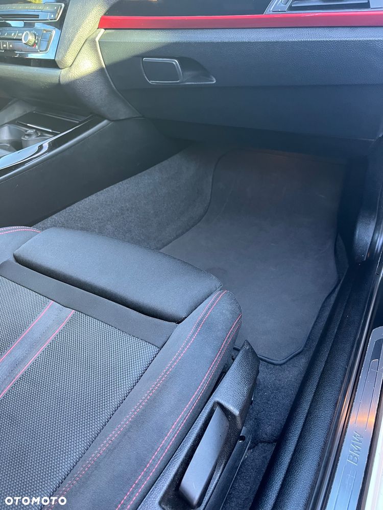 BMW Seria 1 118d - 19