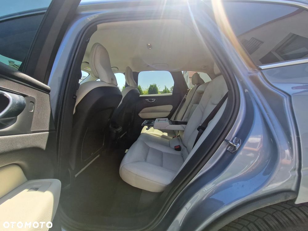 Volvo XC 60 - 13