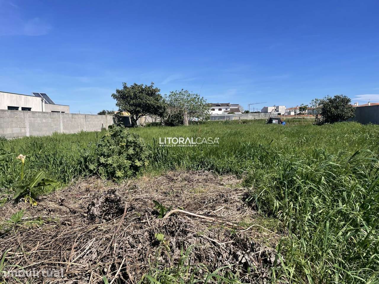 Terreno com viabilidade para construção de moradias - Grande imagem: 2/10