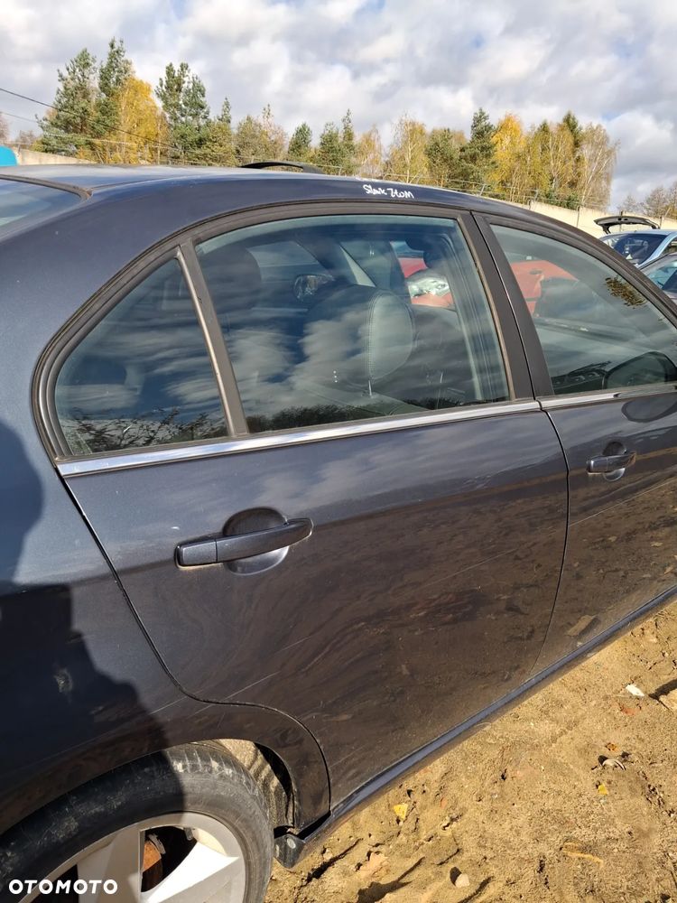 Chevrolet Epica drzwi prawy tyl 88U - 2