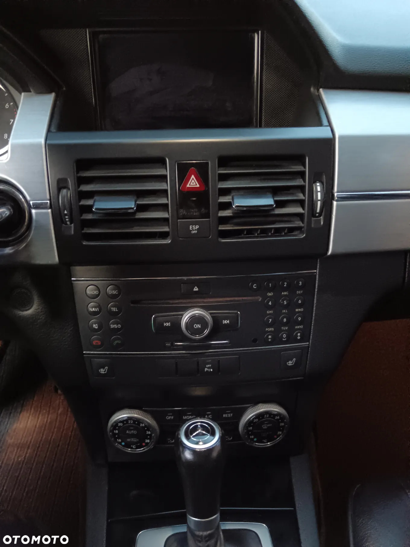 Mercedes-Benz GLK 350 4Matic 7G-TRONIC SPORT EDITION - 18