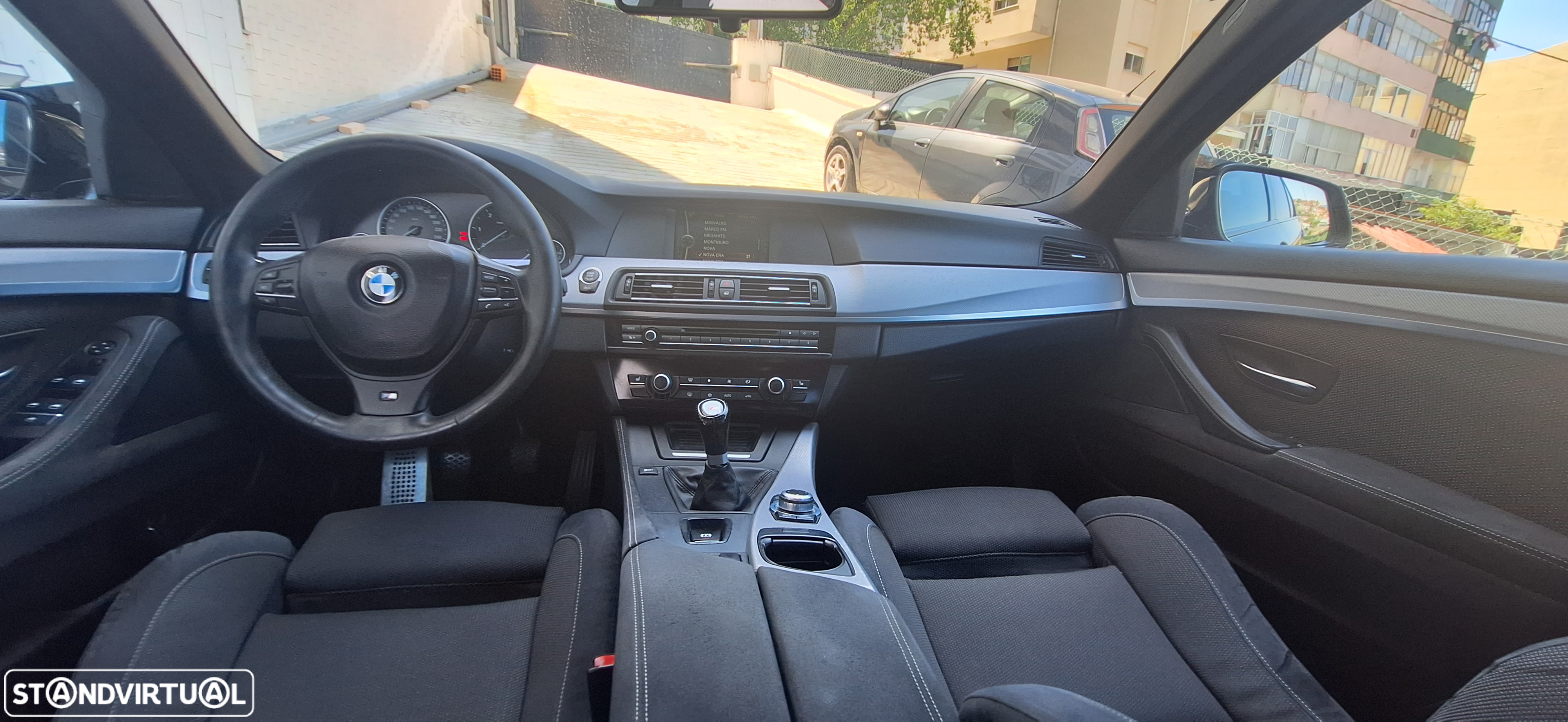 BMW 520 d Pack M - 26