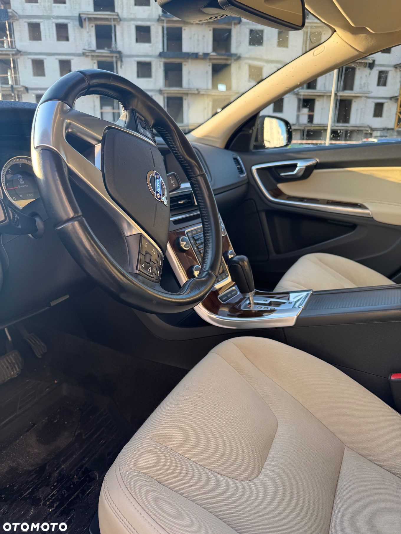 Volvo S60 D5 AWD - 9