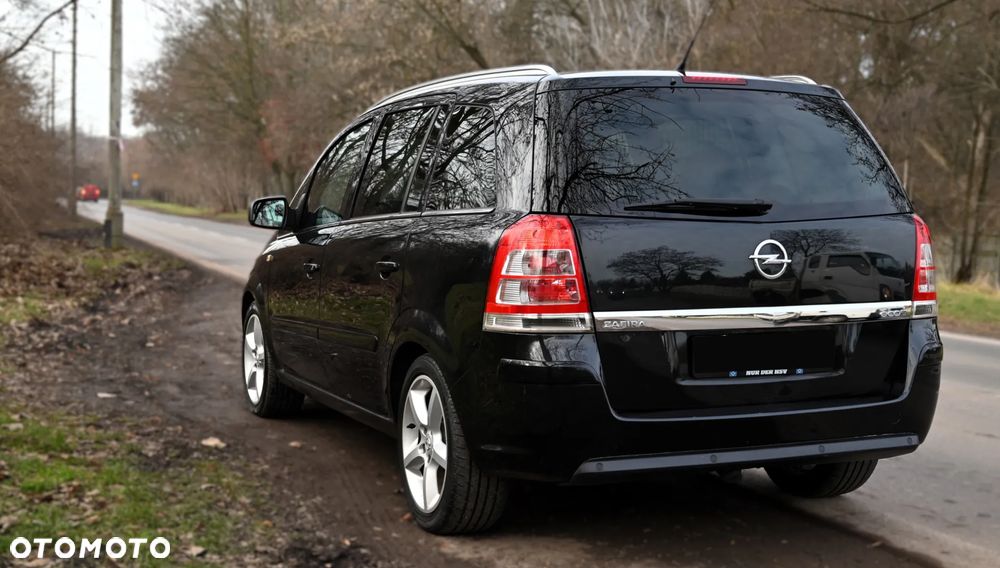 Opel Zafira - 12