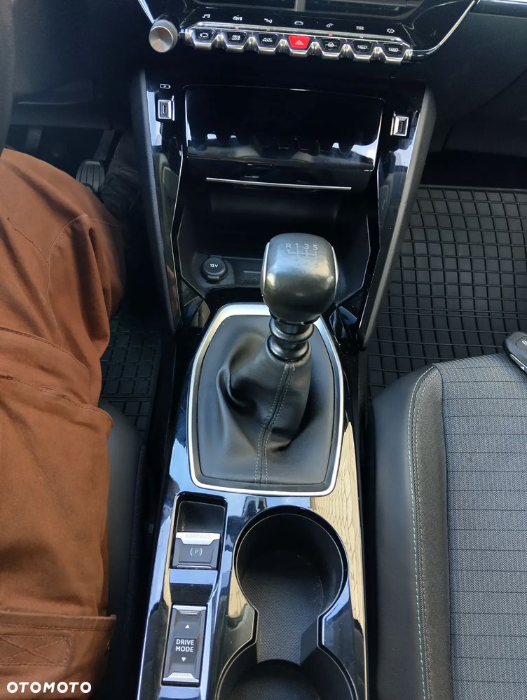 Peugeot 208 PureTech 100 Active Pack - 21