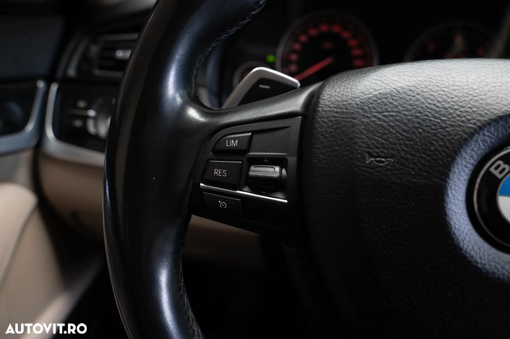 BMW Seria 5 525d Aut. - 21