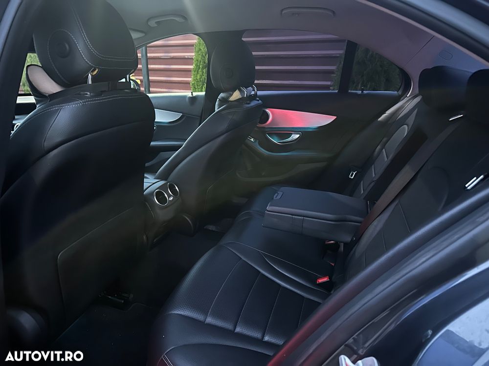 Mercedes-Benz C 220 (BlueTEC) d 7G-TRONIC Avantgarde - 11
