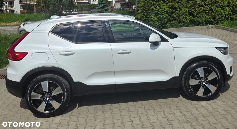 Volvo XC 40 T3 Momentum Pro - 5