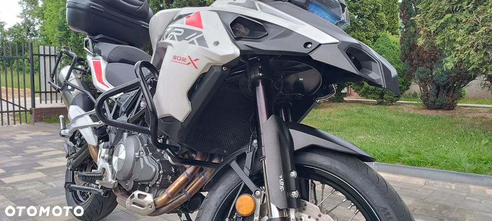 Benelli TRK 502X - 16