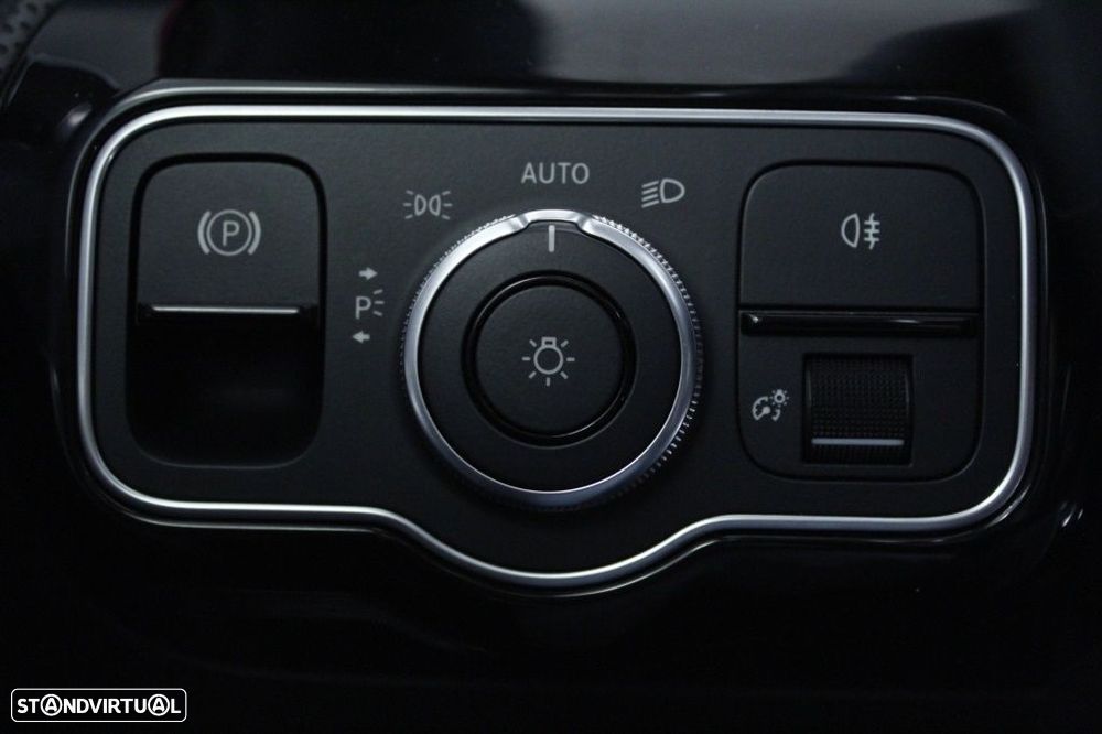 Mercedes-Benz A 180 d AMG Line Aut. - 27