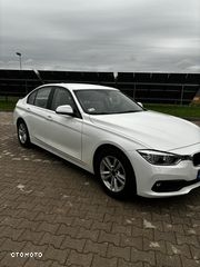 BMW Seria 3 318d