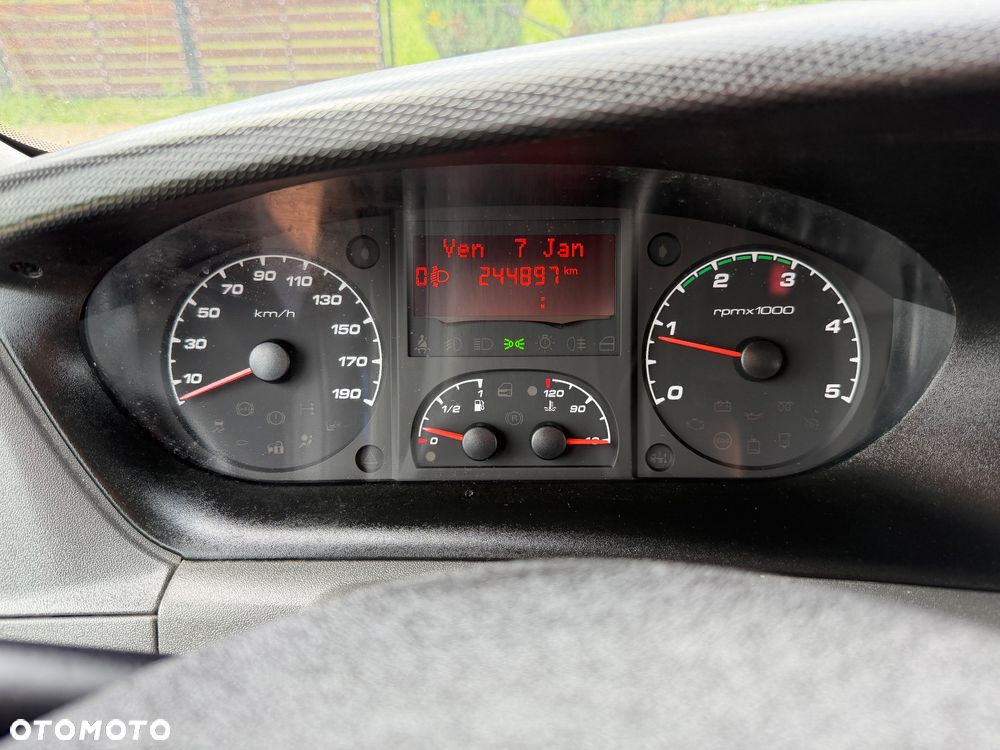 Iveco DAILY 35C15 | 3 LITROWE | WYWROTKA | DOKA | 7 OSOBOWE | SPROWADZONY | - 17