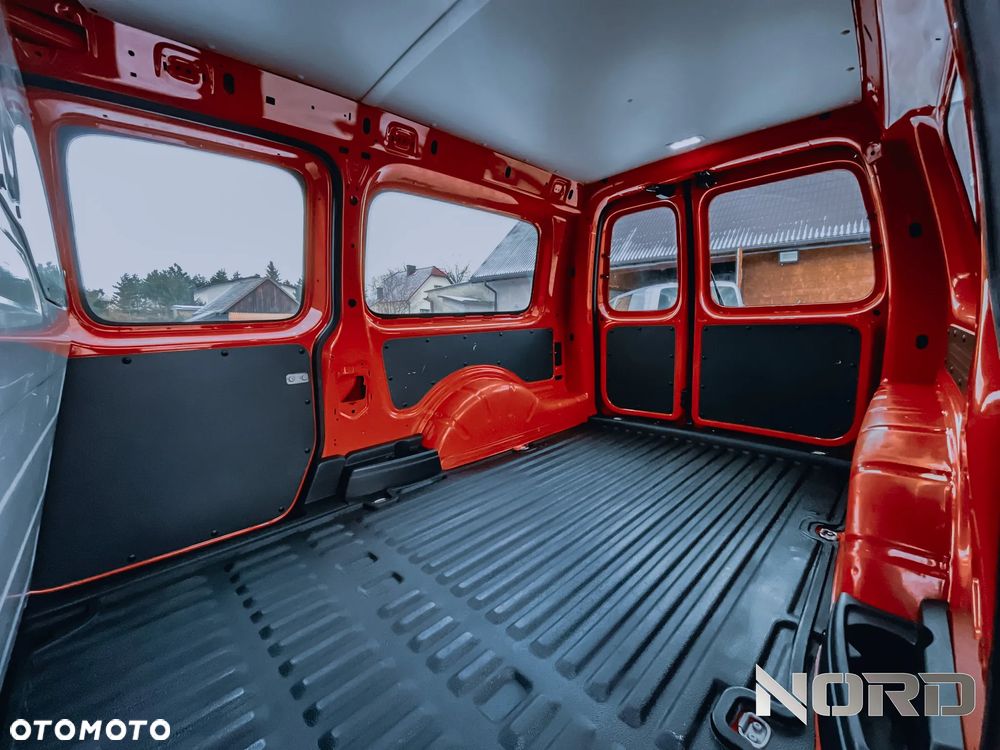 Volkswagen Caddy Maxi 2.0 TDI 4MOTION DSG - 13