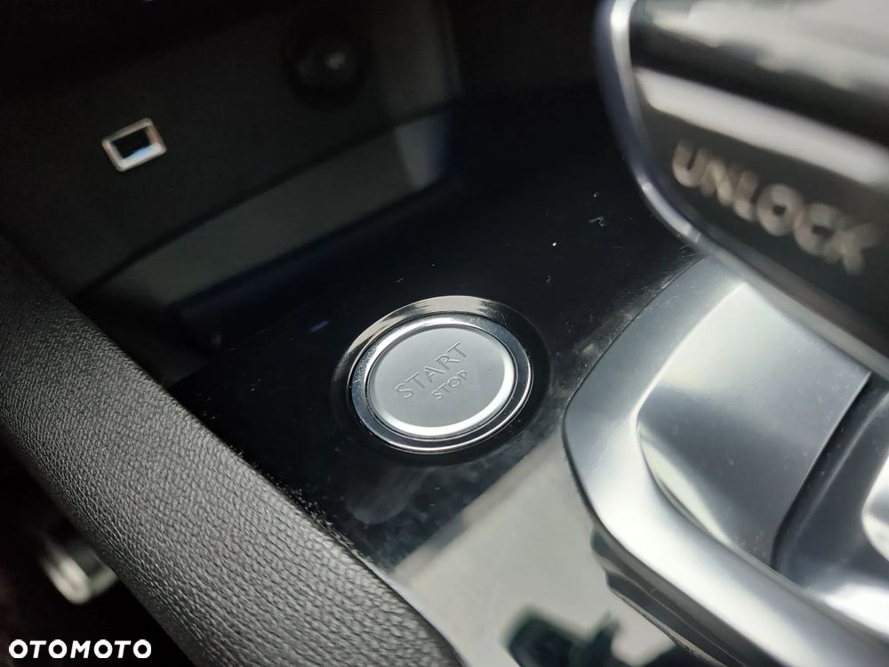 Peugeot 3008 BlueHDi 180 Stop & Start EAT6 GT - 37