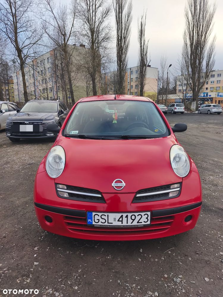 Nissan Micra - 1