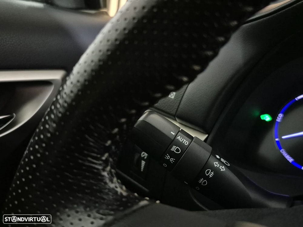 Lexus CT 200h F Sport+ - 28