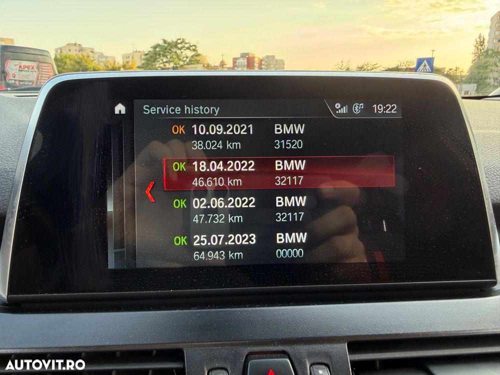 BMW Seria 2 218d Aut. - 13