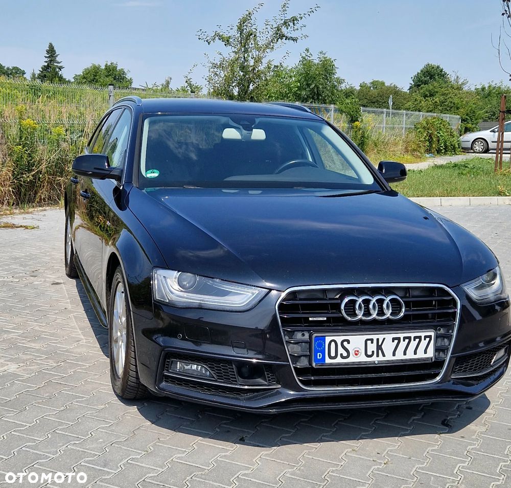 Audi A4 Avant 2.0 TDI DPF clean diesel quattro Attraction - 10