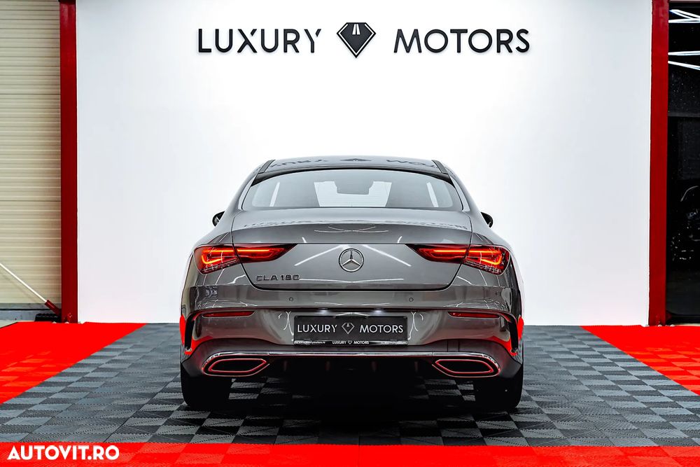 Mercedes-Benz CLA 180 7G-DCT AMG Line - 8