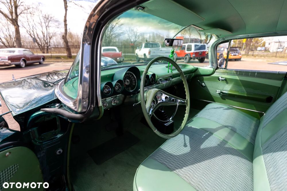 Chevrolet Impala - 33