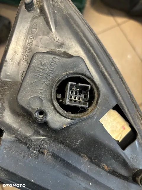 LUSTERKO PRAWE RÓŻNE KOLORY OPEL CORSA C 5 PIN - 5