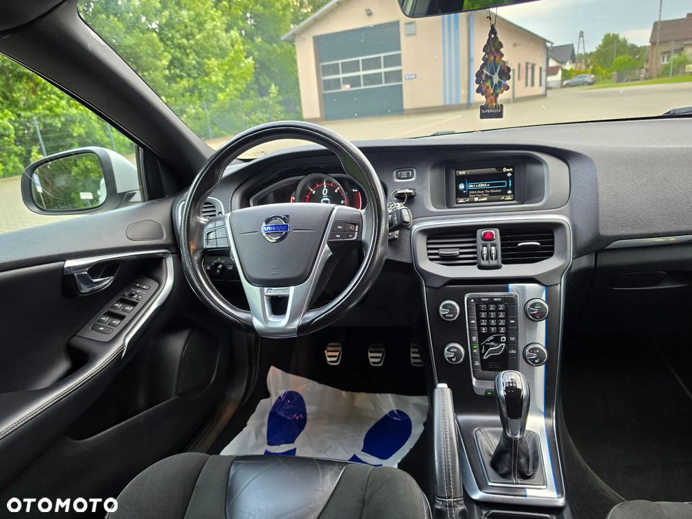 Volvo V40 D4 RDesign - 11